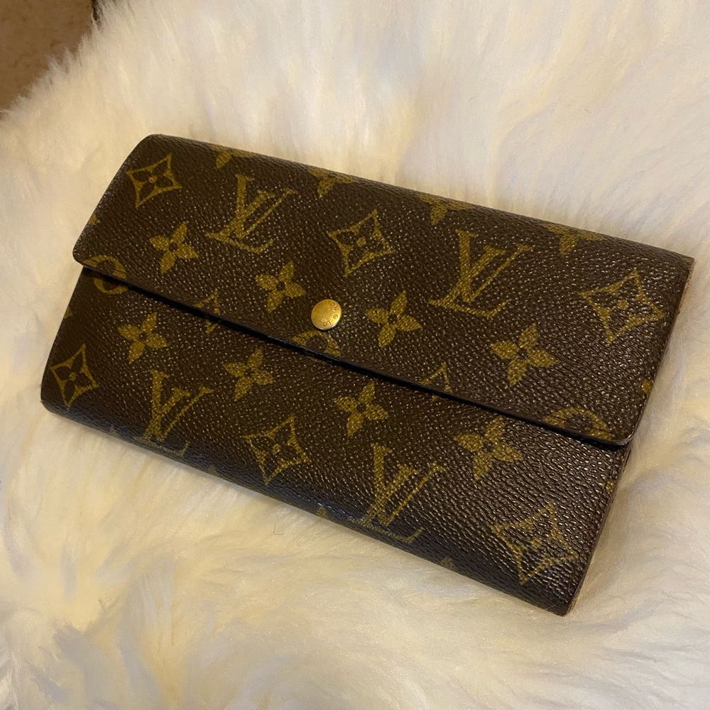 SOLD-Louis Vuitton Monogram Coated Canvas Sarah Wallet